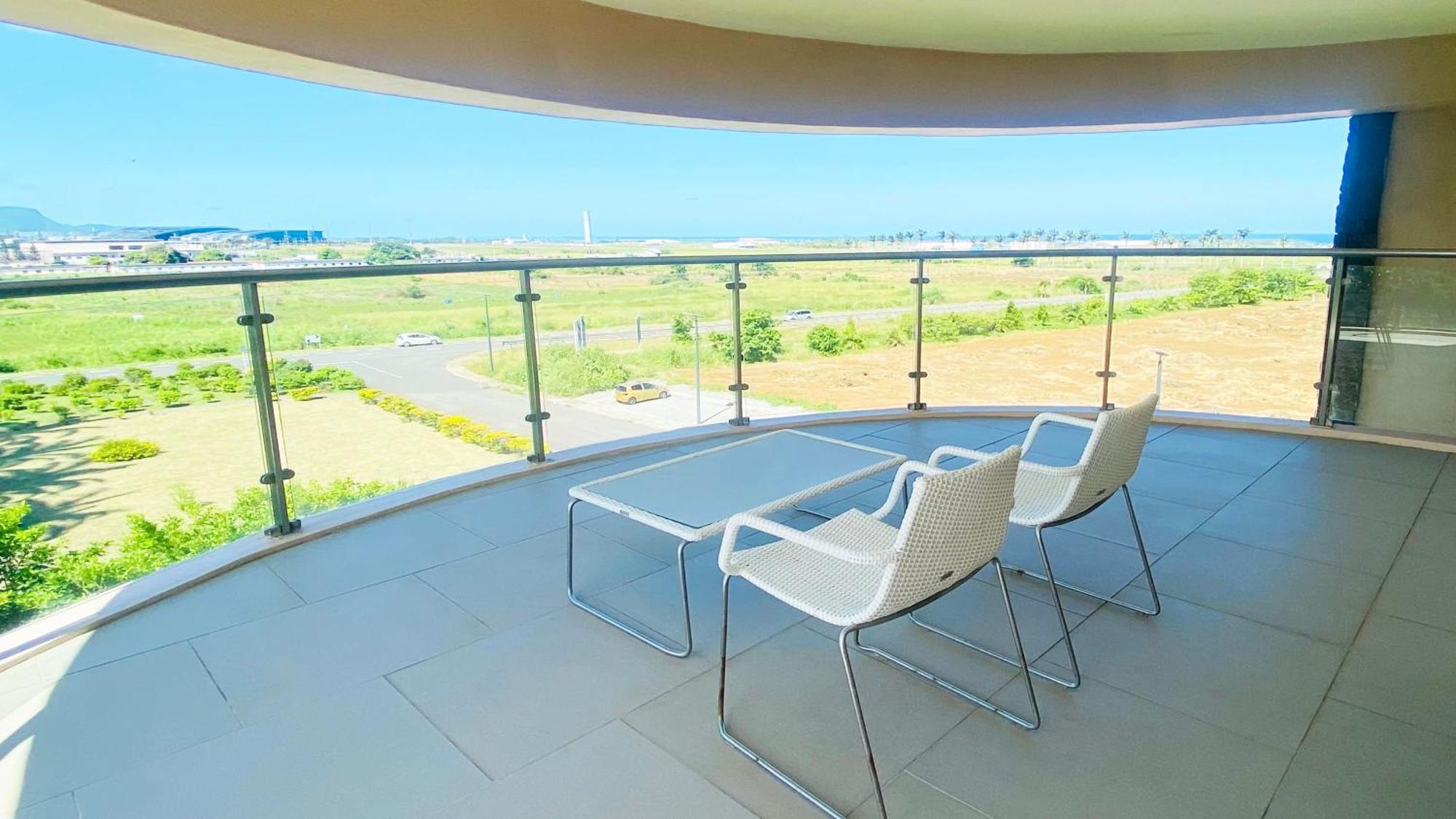 Holiday Inn Mauritius Mon Tresor By Ihg Plaine Magnien Εξωτερικό φωτογραφία